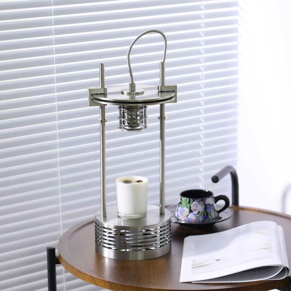 Serynd Aromatisch Tischlampe aus Edelstahl