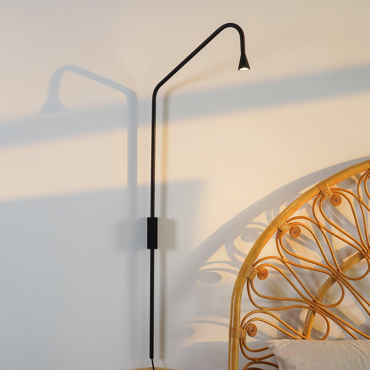 Vesolel zeitgenössische minimalistische Wandleuchte