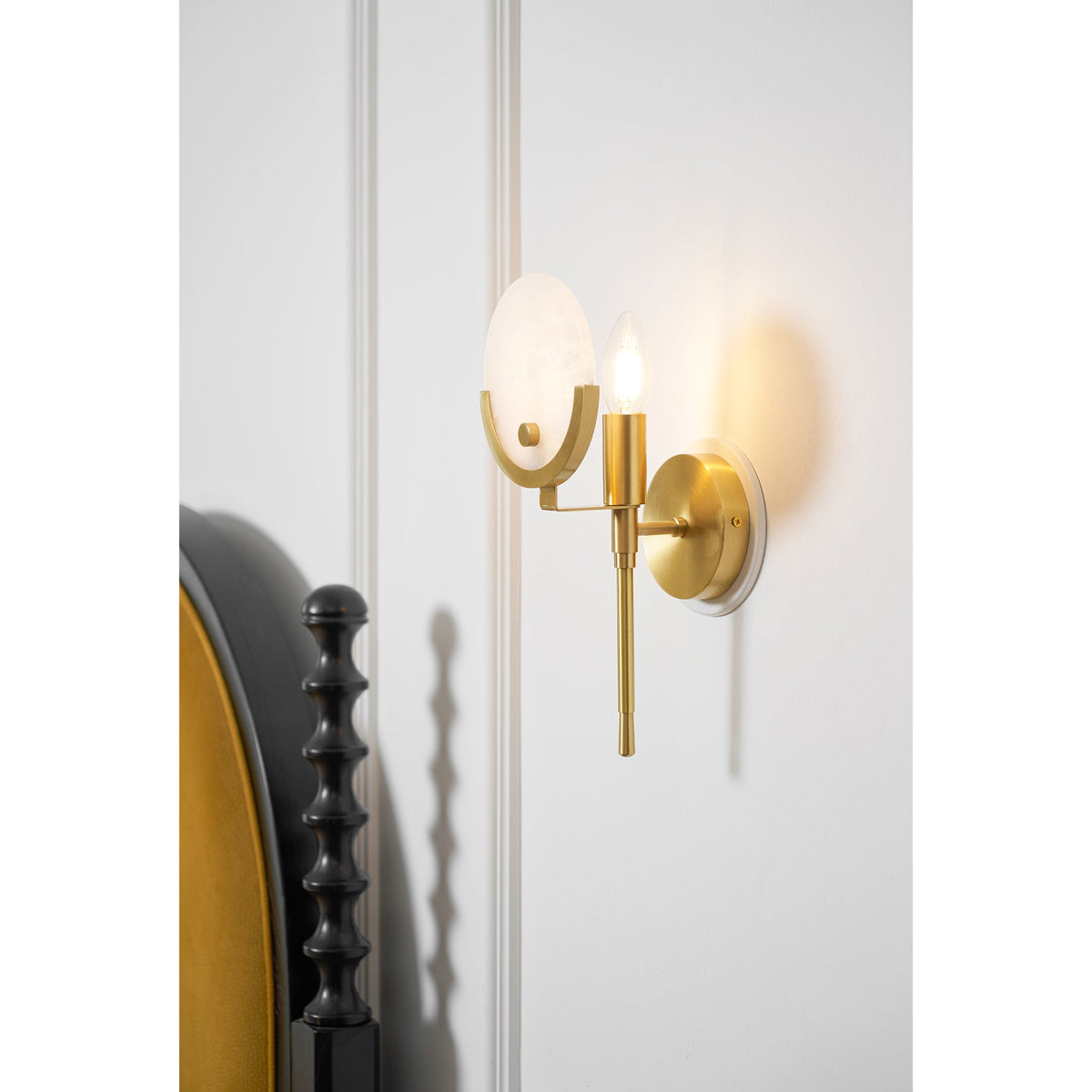 Aminex Kugel aus Alabaster Wandleuchte