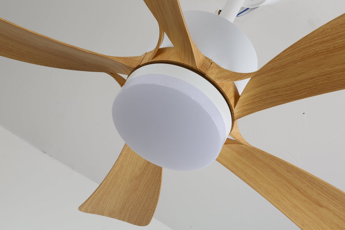 Sylven Moderner Holz-Deckenventilator mit Beleuchtung