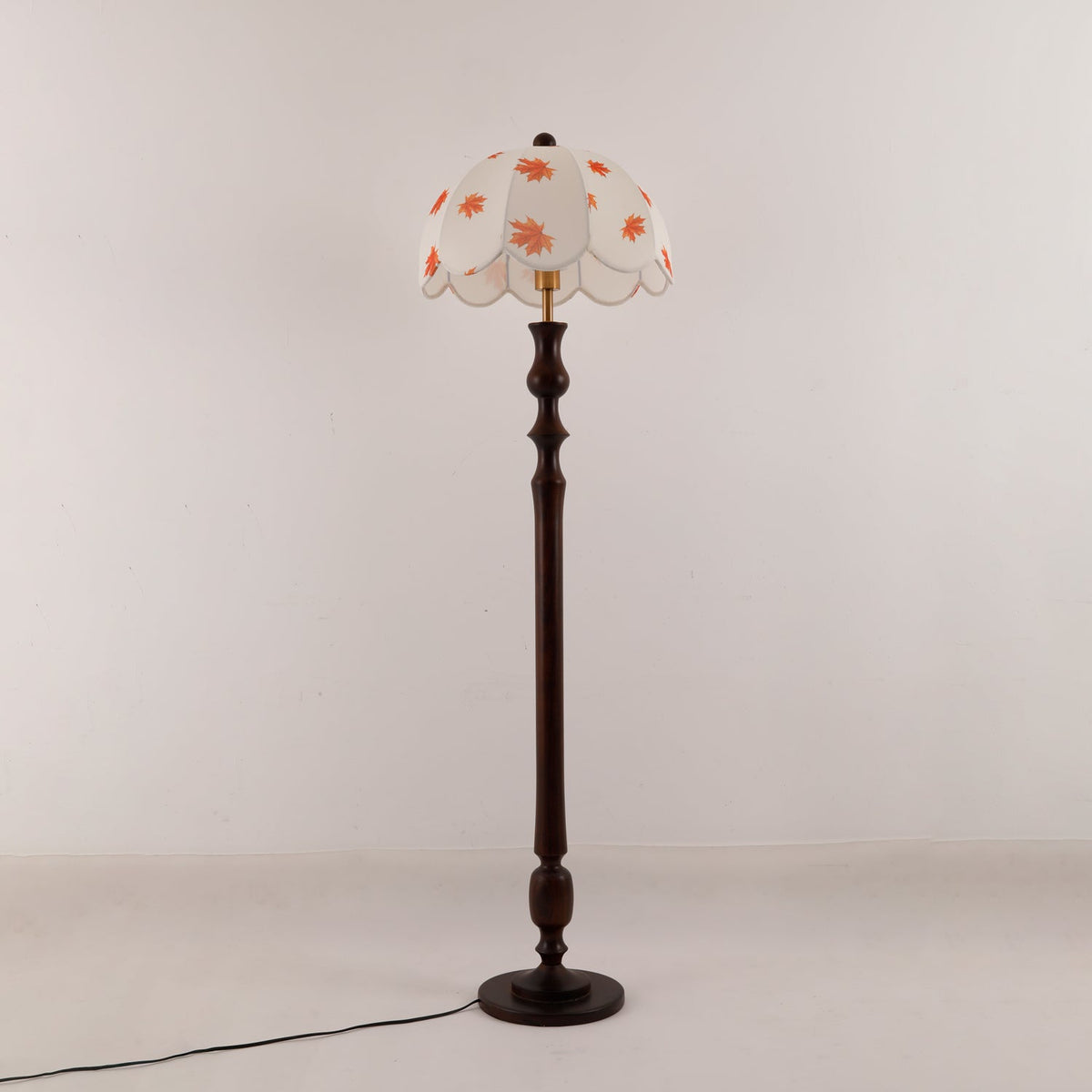 Mapler Holz-Stoff-Elegante Stehleuchte