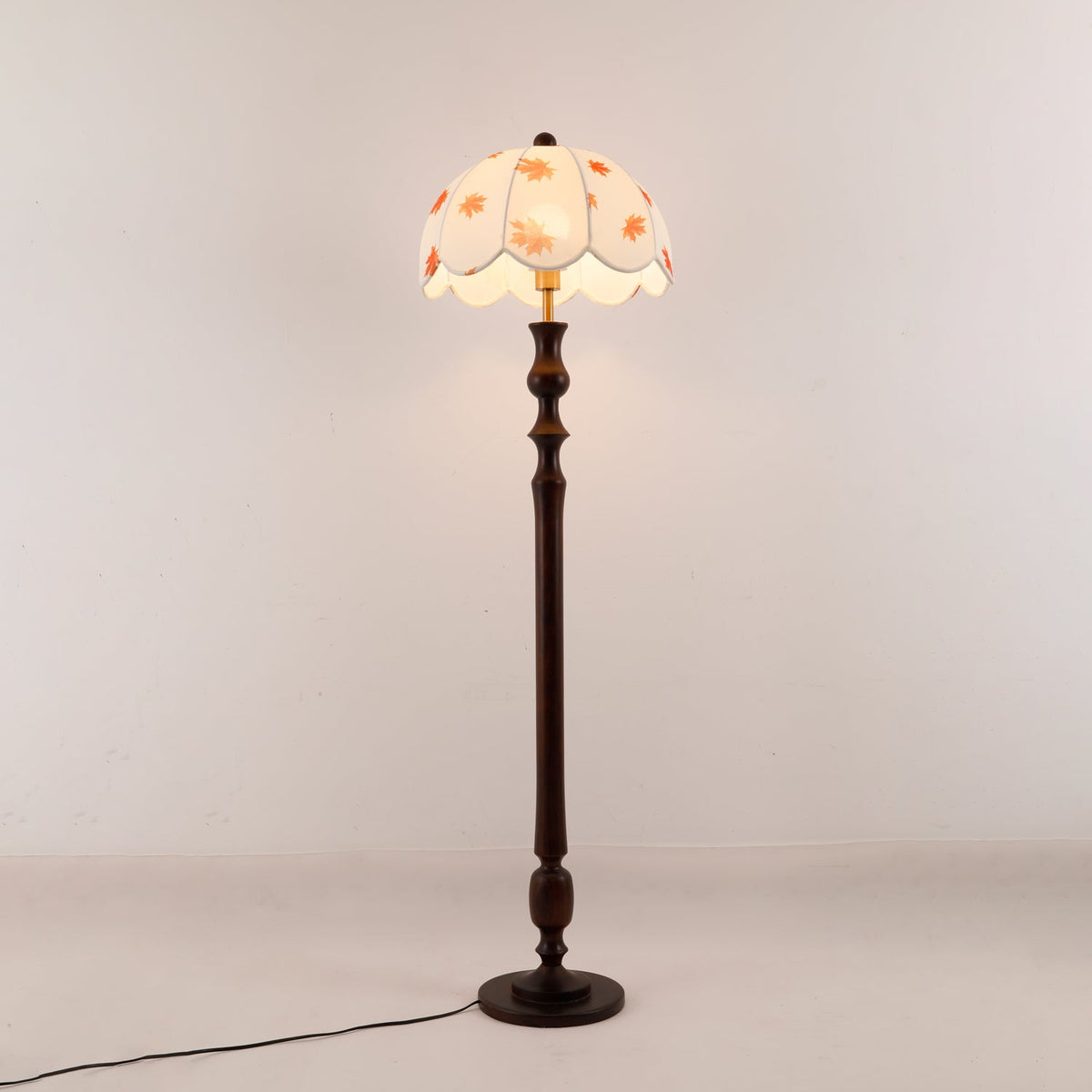 Mapler Holz-Stoff-Elegante Stehleuchte