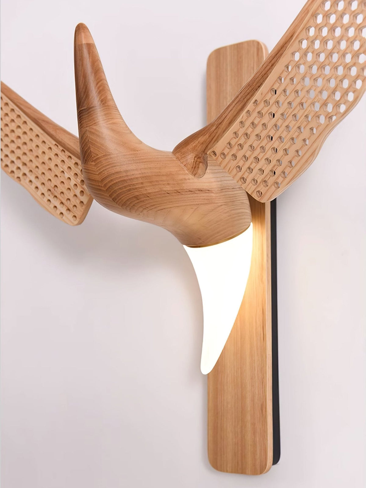 Avesa Individual Kreativität Holz-Wandleuchte