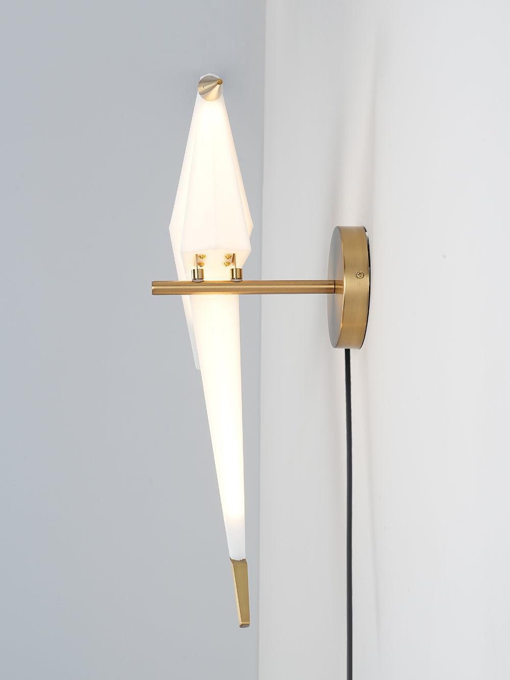 Visileth skandinavische Kunst-Kran-Wandleuchte mit Stecker