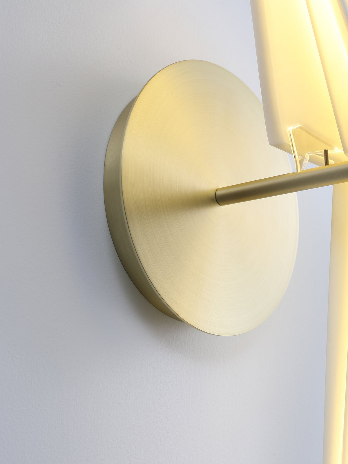 Rivisina Serenity Wandleuchte mit Stecker