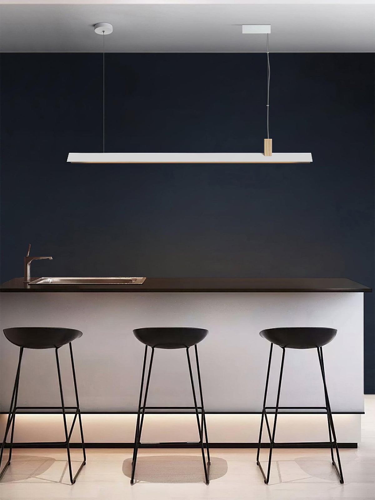 Linea Minimalistische Pendelleuchte aus Holz