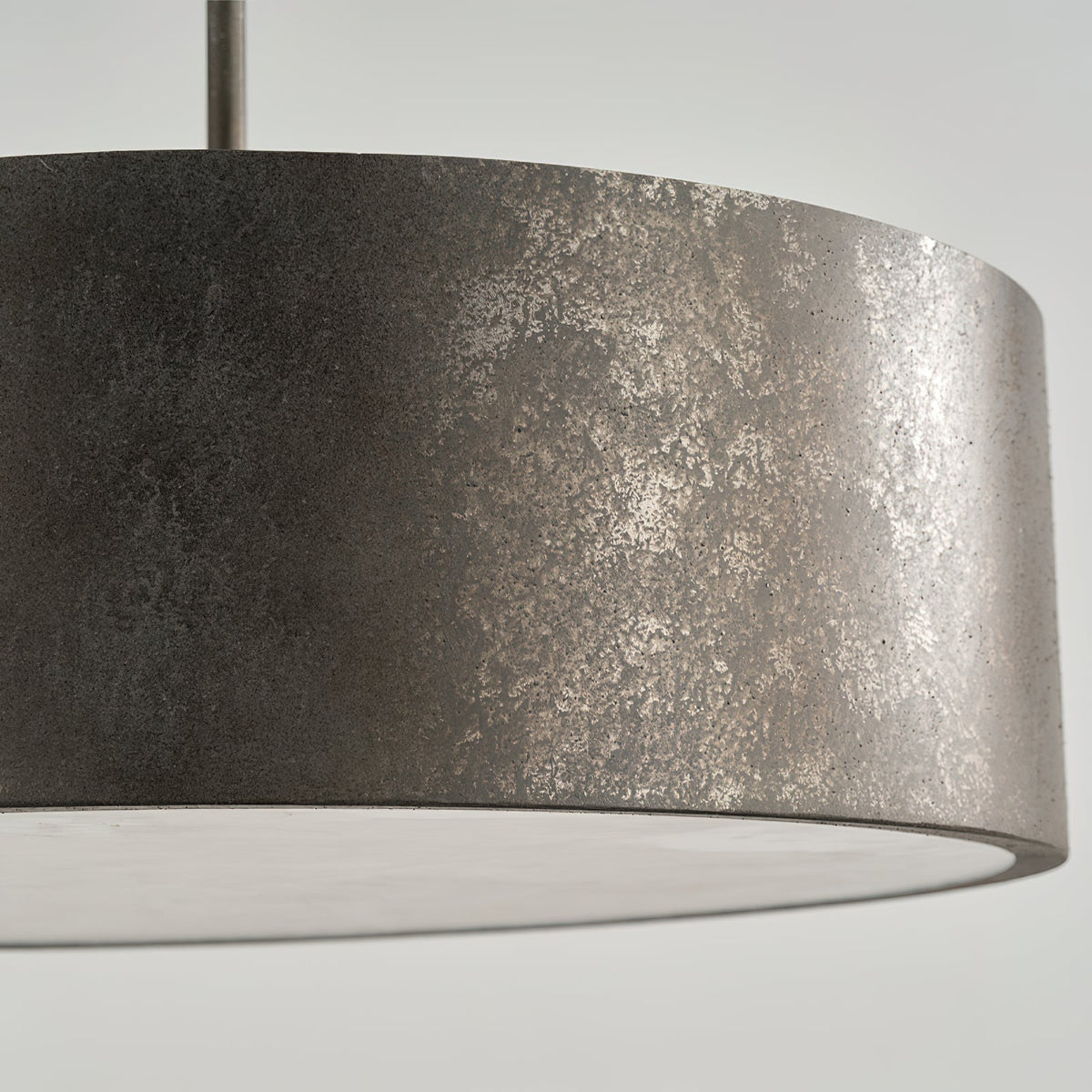 Qvistuvyu zeitgenössische minimalistische Eleganz Metall-Pendelleuchte