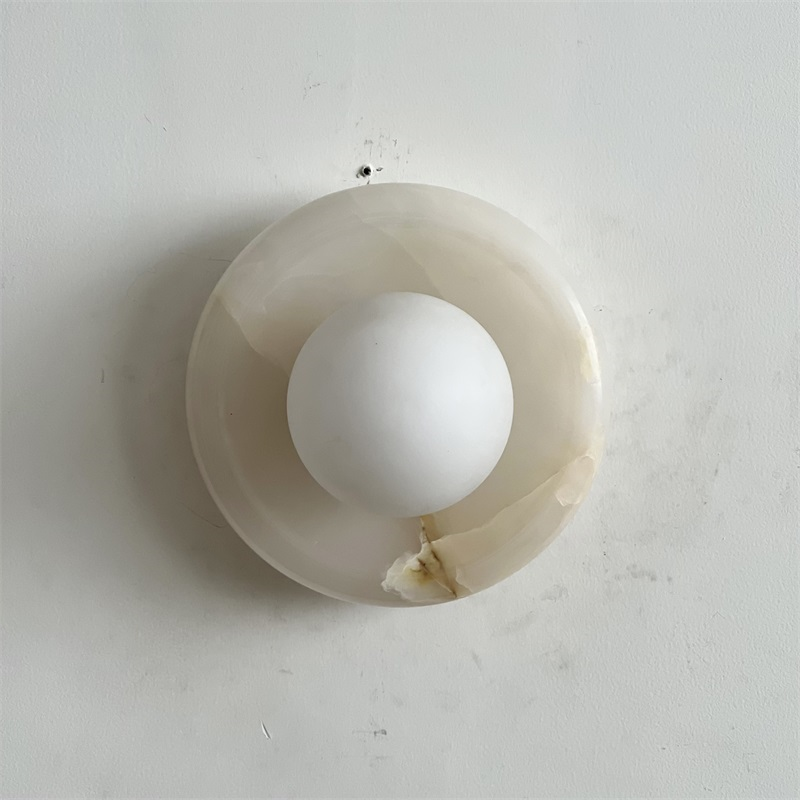 Aursilos Wandleuchte aus Jade