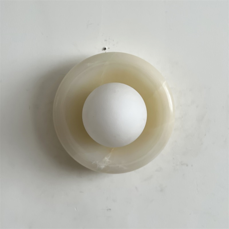 Aursilos Wandleuchte aus Jade