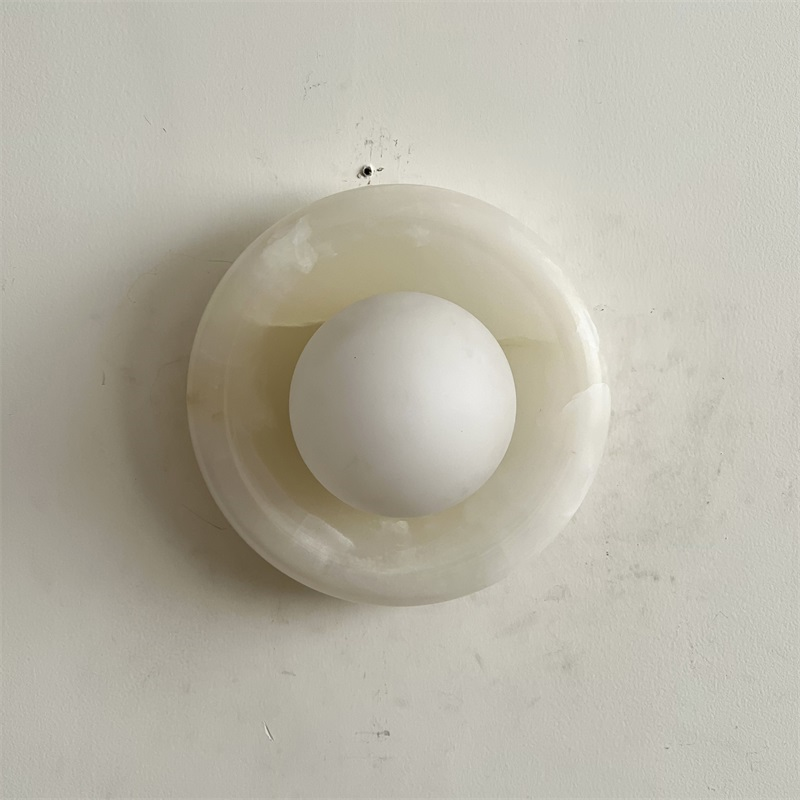 Aursilos Wandleuchte aus Jade