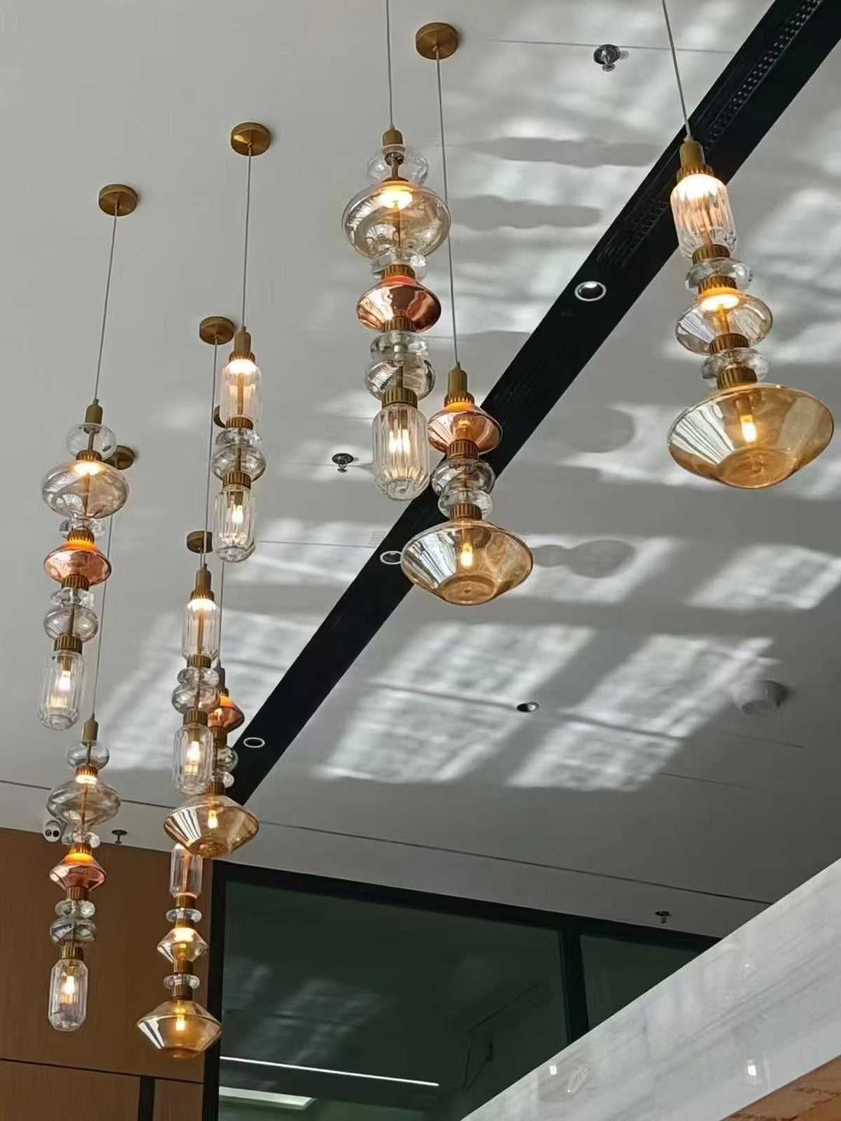 Veliora Pendelleuchte aus Glas luxuriös für Wohnzimmer | Cielum