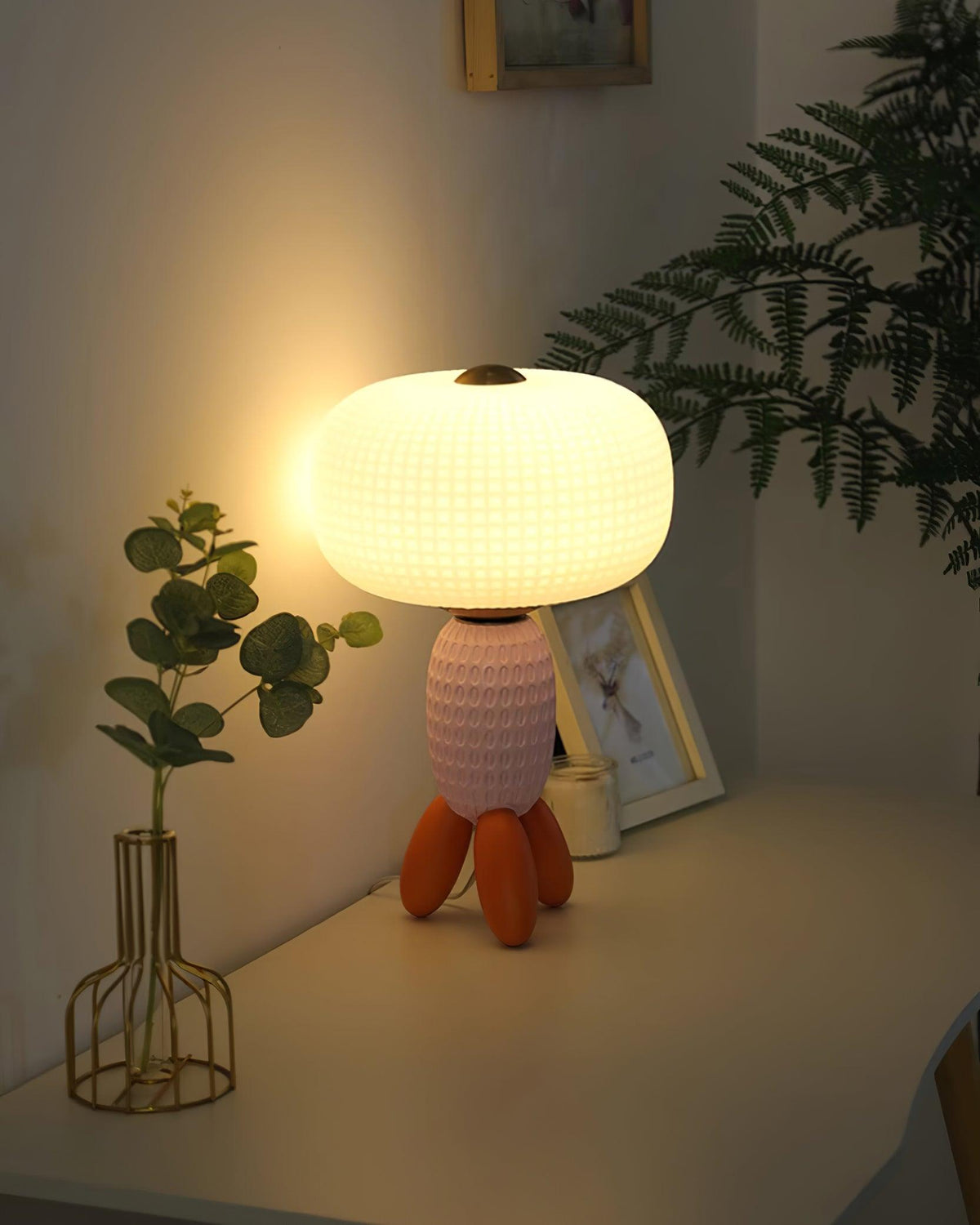 Eirarielle moderne Tischleuchte aus Glas