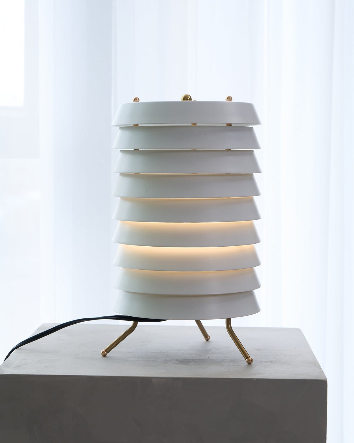 Orelelette Gitter-Design Skandinavische Tischleuchte