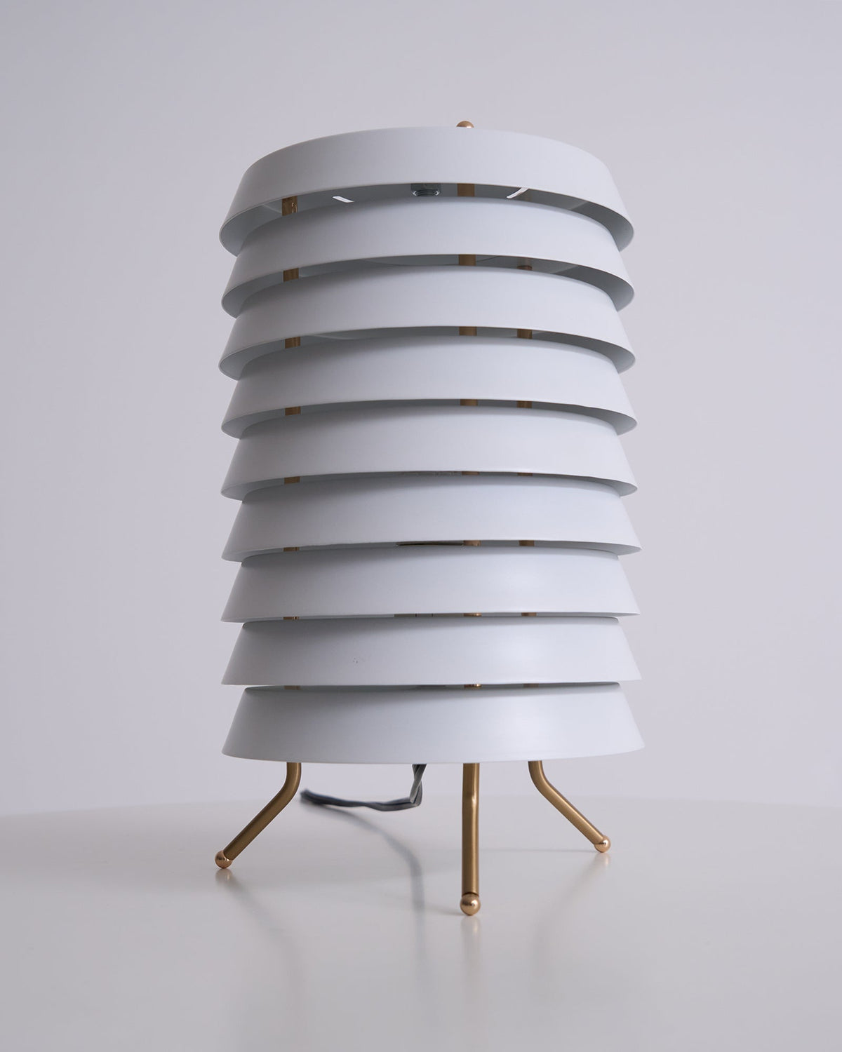 Orelelette Gitter-Design Skandinavische Tischleuchte