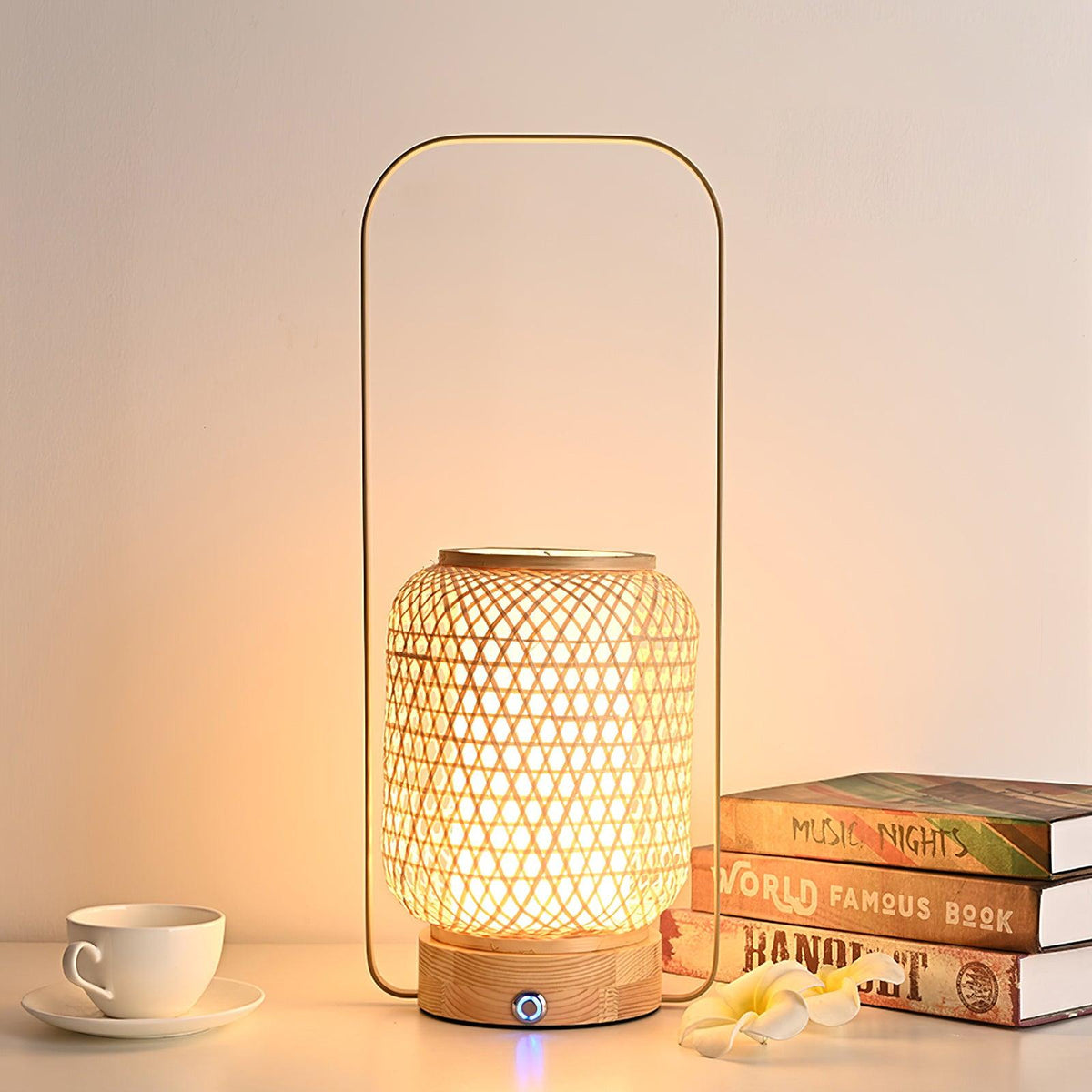 Orbituse Retro-Tischleuchte aus Holz