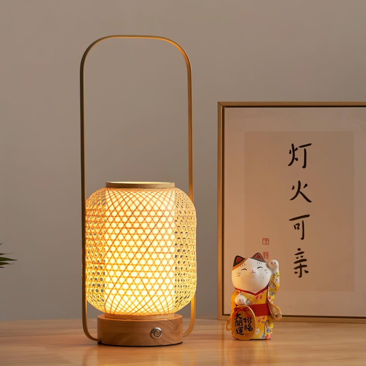 Orbituse Retro-Tischleuchte aus Holz