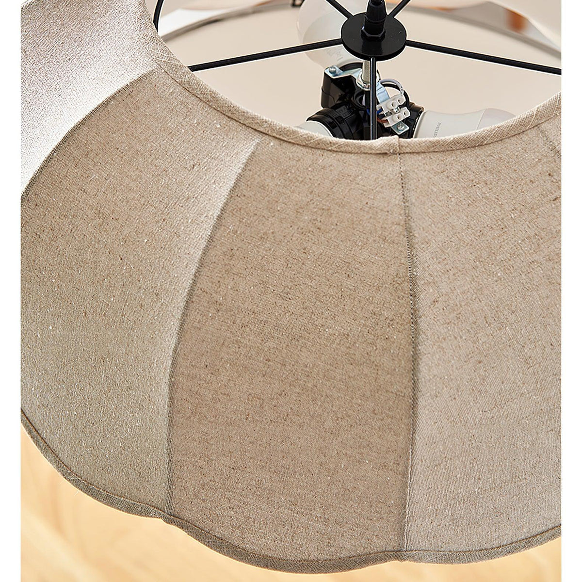 Linoaya Pendelleuchte aus Stoff im rustikalen Stil in Beige