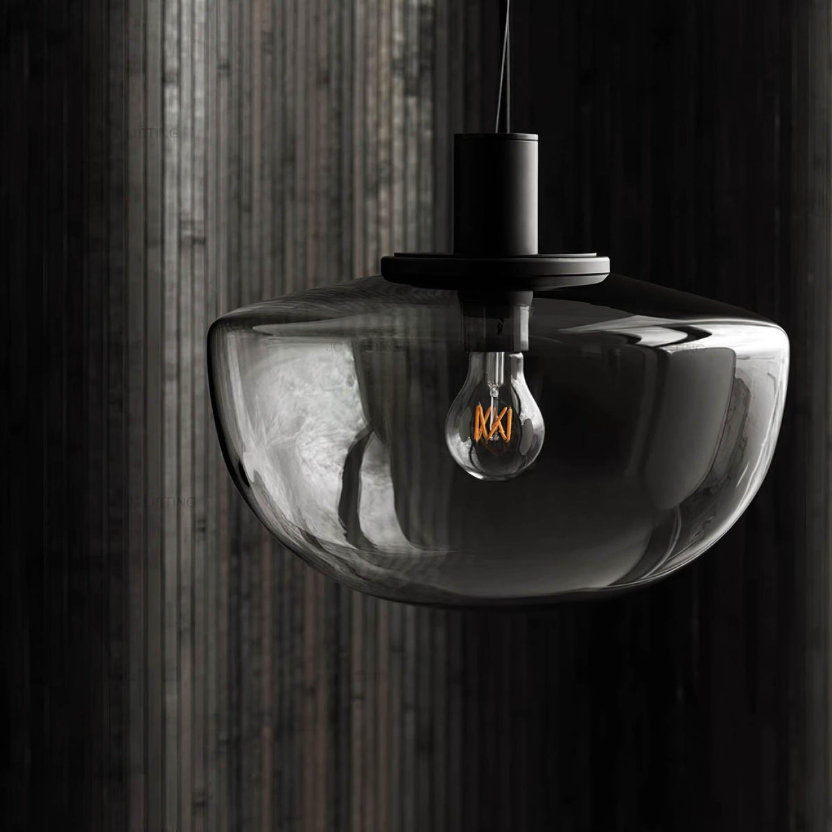Pendelleuchte aus Glas Kuppel Metallmontage Minimalistisch Entspannend