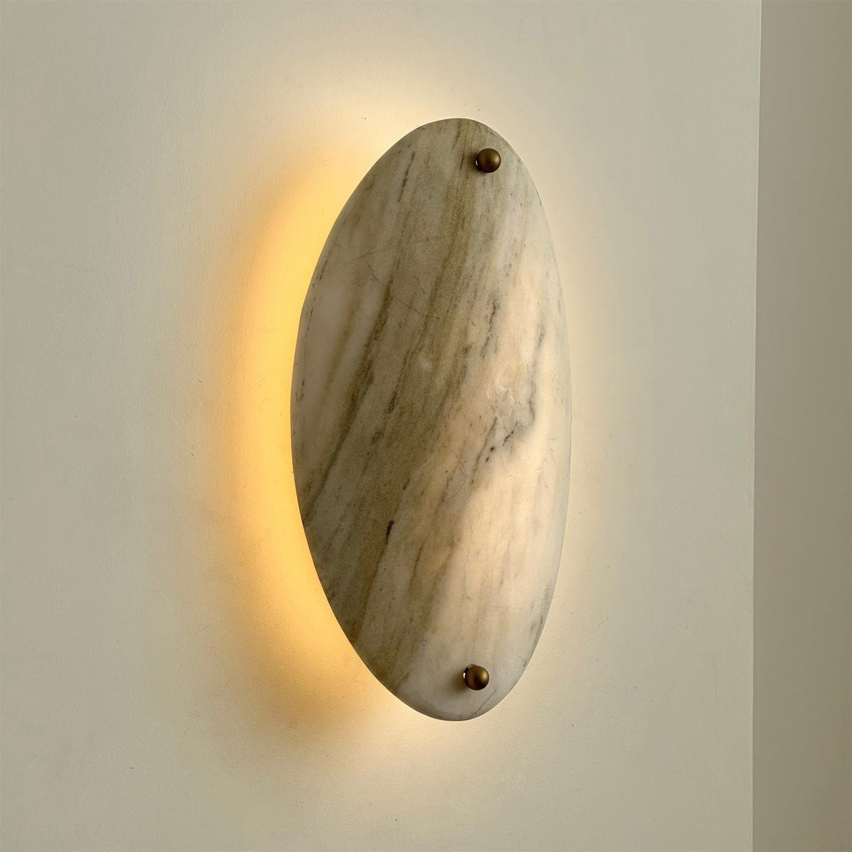 Kovex zeitgenössische minimalistische Wandleuchte aus Marmor
