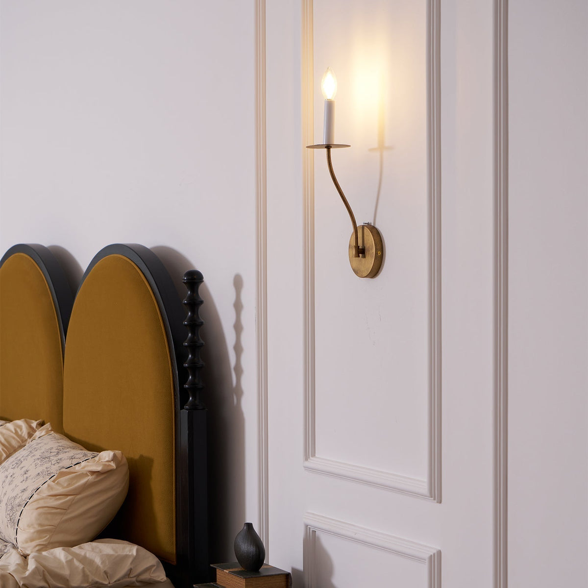 Eirikuvyh zeitgenössische minimalistische Vintage-Industrie-Wandleuchte aus Metall