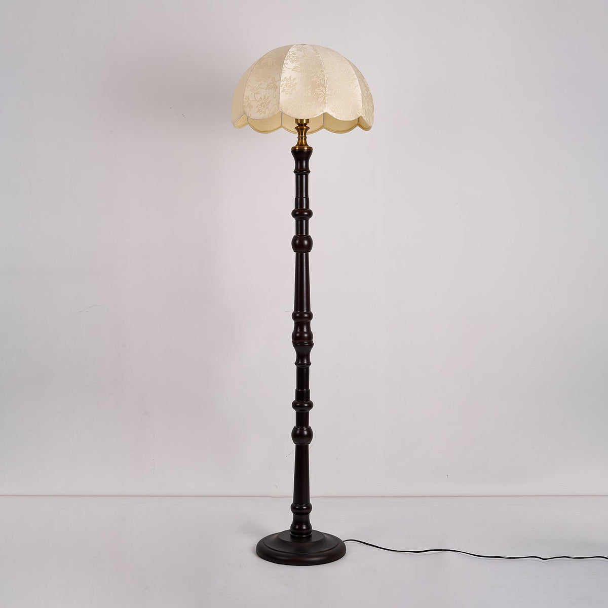 Maverick Vintage Holzbodenleuchte