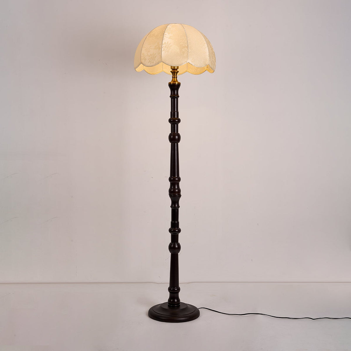 Maverick Vintage Holzbodenleuchte