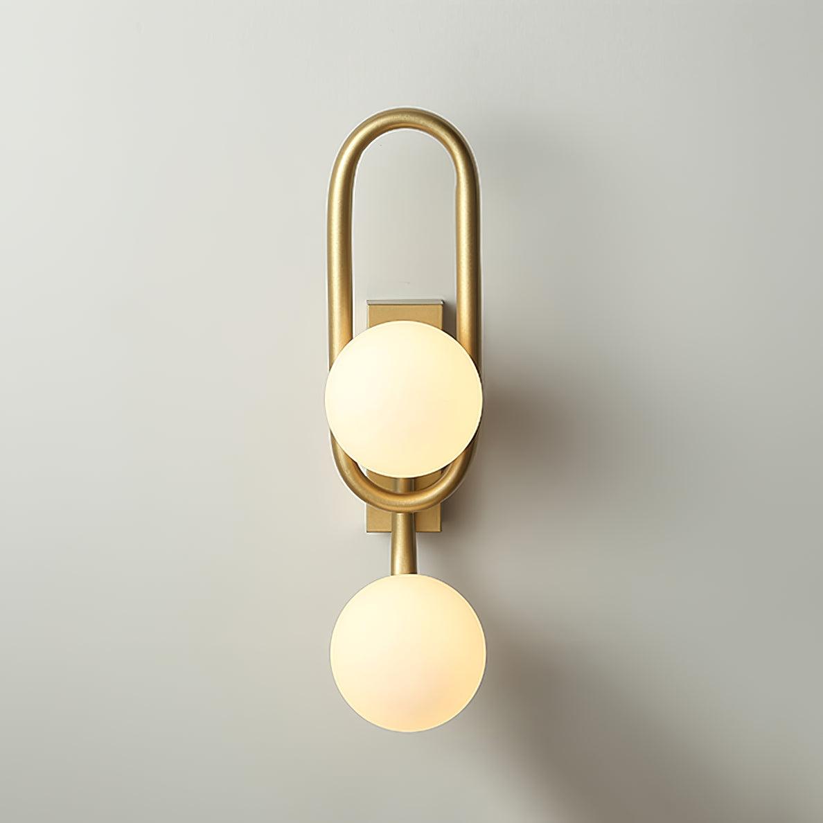 Alphaia zeitgenössische minimalistische Wandleuchte aus Glas