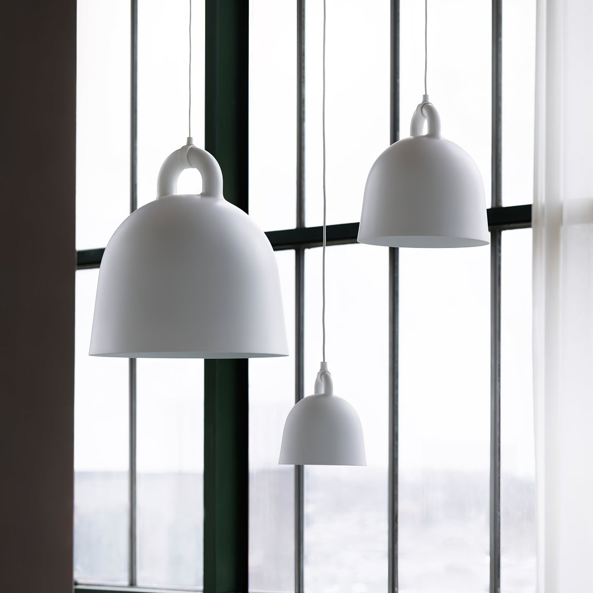 Astria Kunstharz minimalistische Pendelleuchte