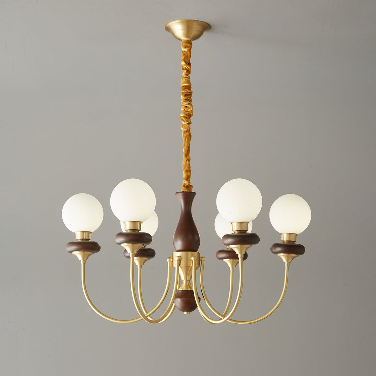 Cotheor Vintage Kronleuchter aus Holz und Glas im traditionellen Stil