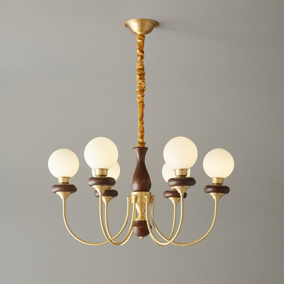 Cotheor Vintage Kronleuchter aus Holz und Glas im traditionellen Stil