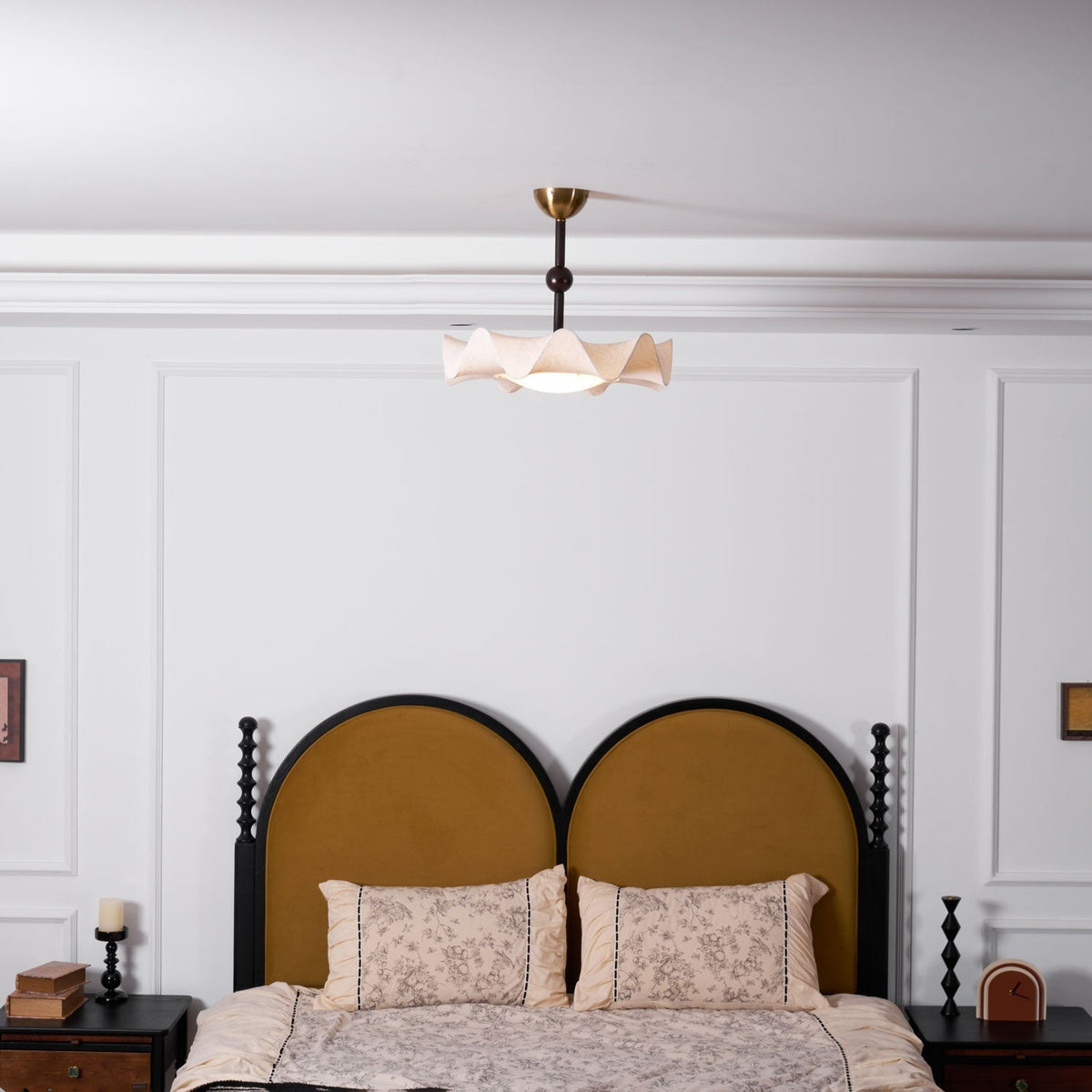Avlorus traditionelle Premium-Eleganz Deckenleuchte aus Holz und Stoff