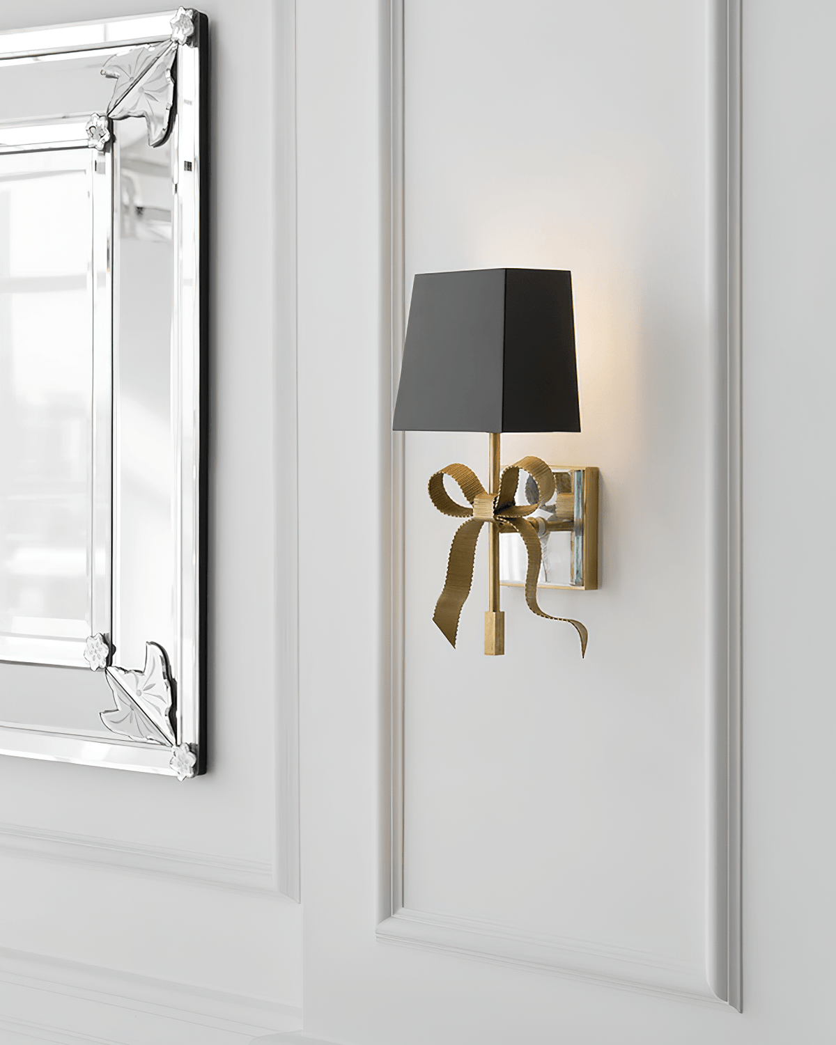 Veskin Bow Wandleuchte
