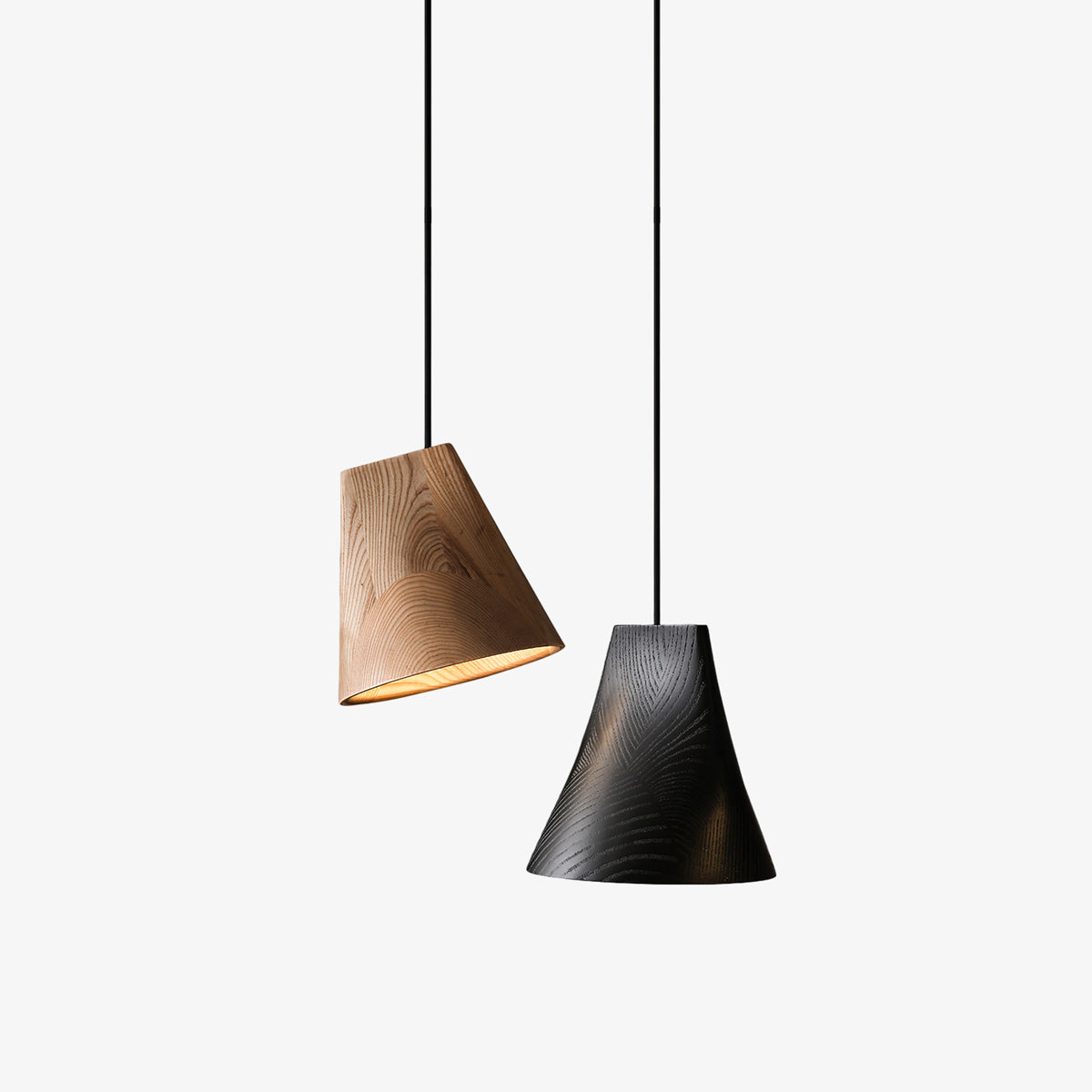 Ivarara asymmetrische Pendelleuchte aus Holz