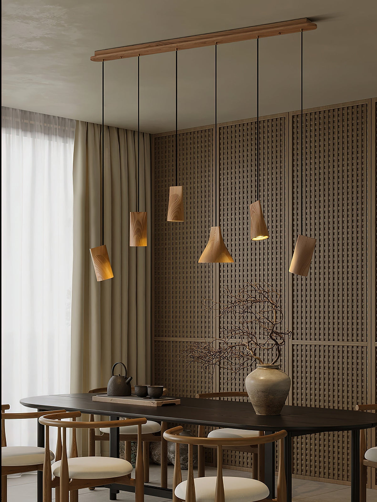 Ivarara asymmetrische Pendelleuchte aus Holz