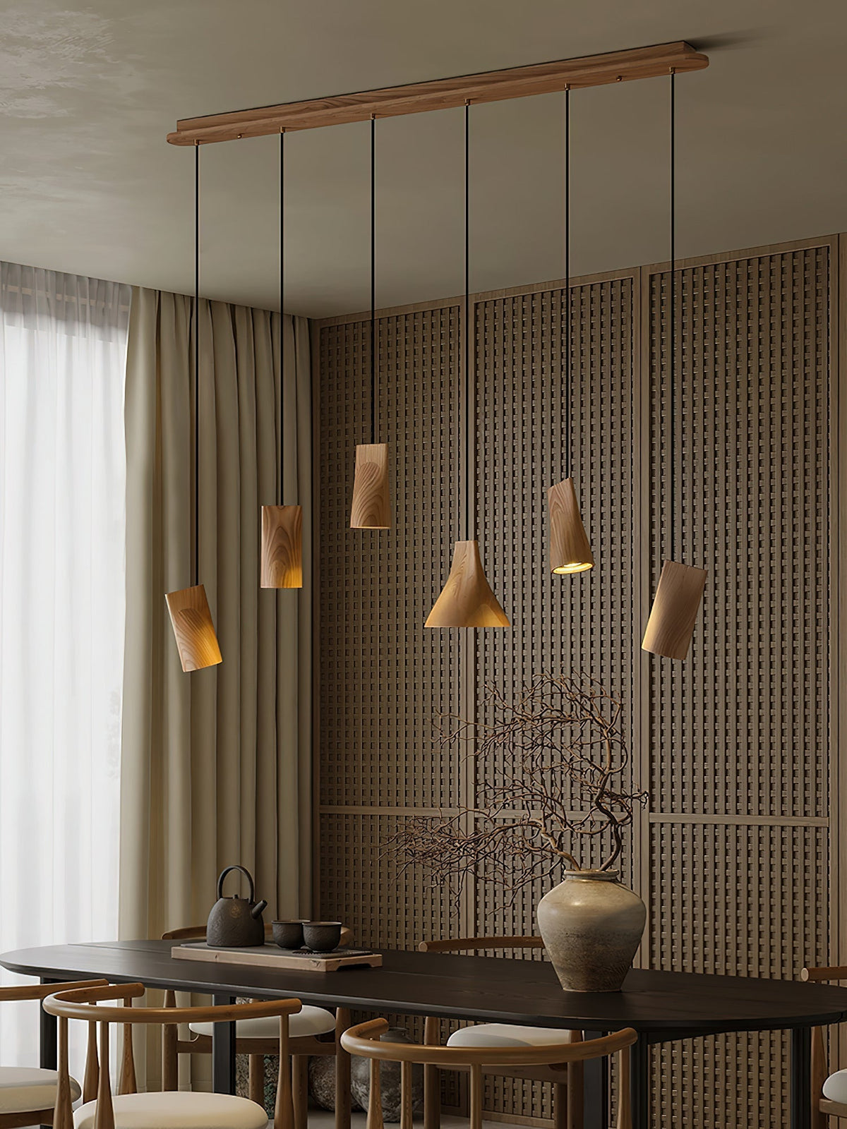 Ivarara asymmetrische Pendelleuchte aus Holz
