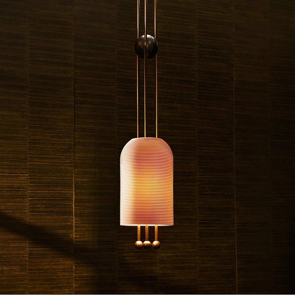 Qir Traditionelle Eleganz Pendelleuchte aus Glas