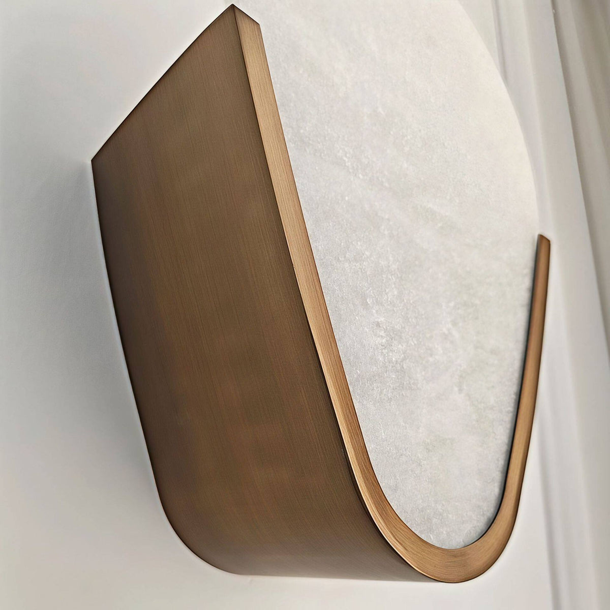 Bernina Alabaster-Wandleuchte