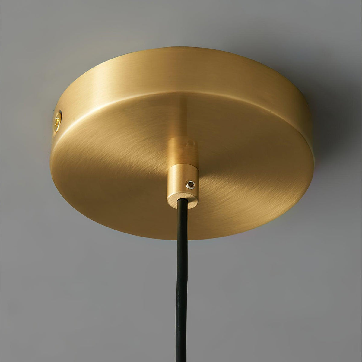 Auririra Industrielle Pendelleuchte aus Messing