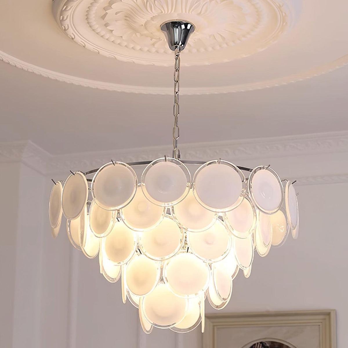 Lumirae Kronleuchter Kaskadierende Milchglas-Scheiben