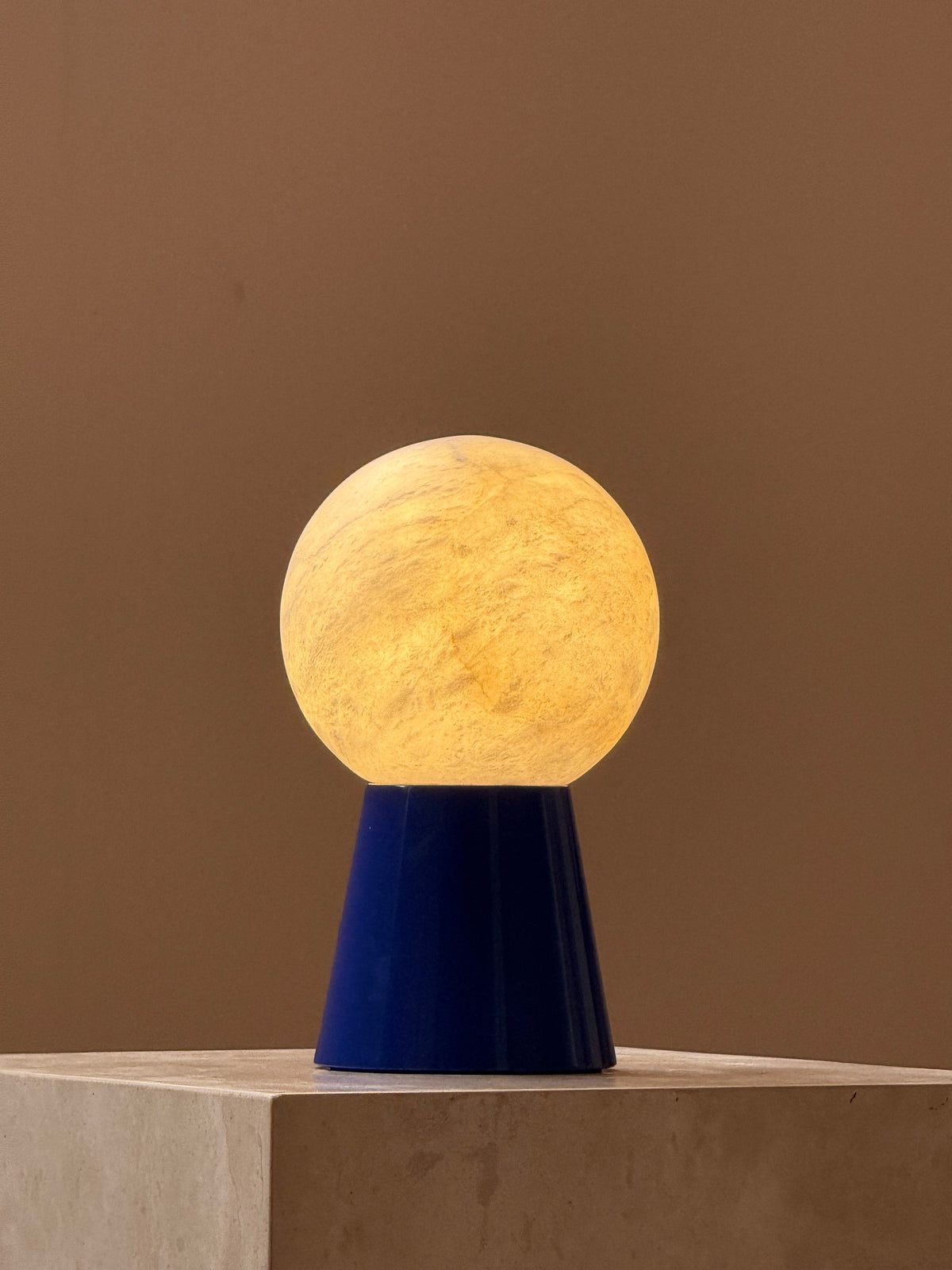 Elaeia Tischlampe