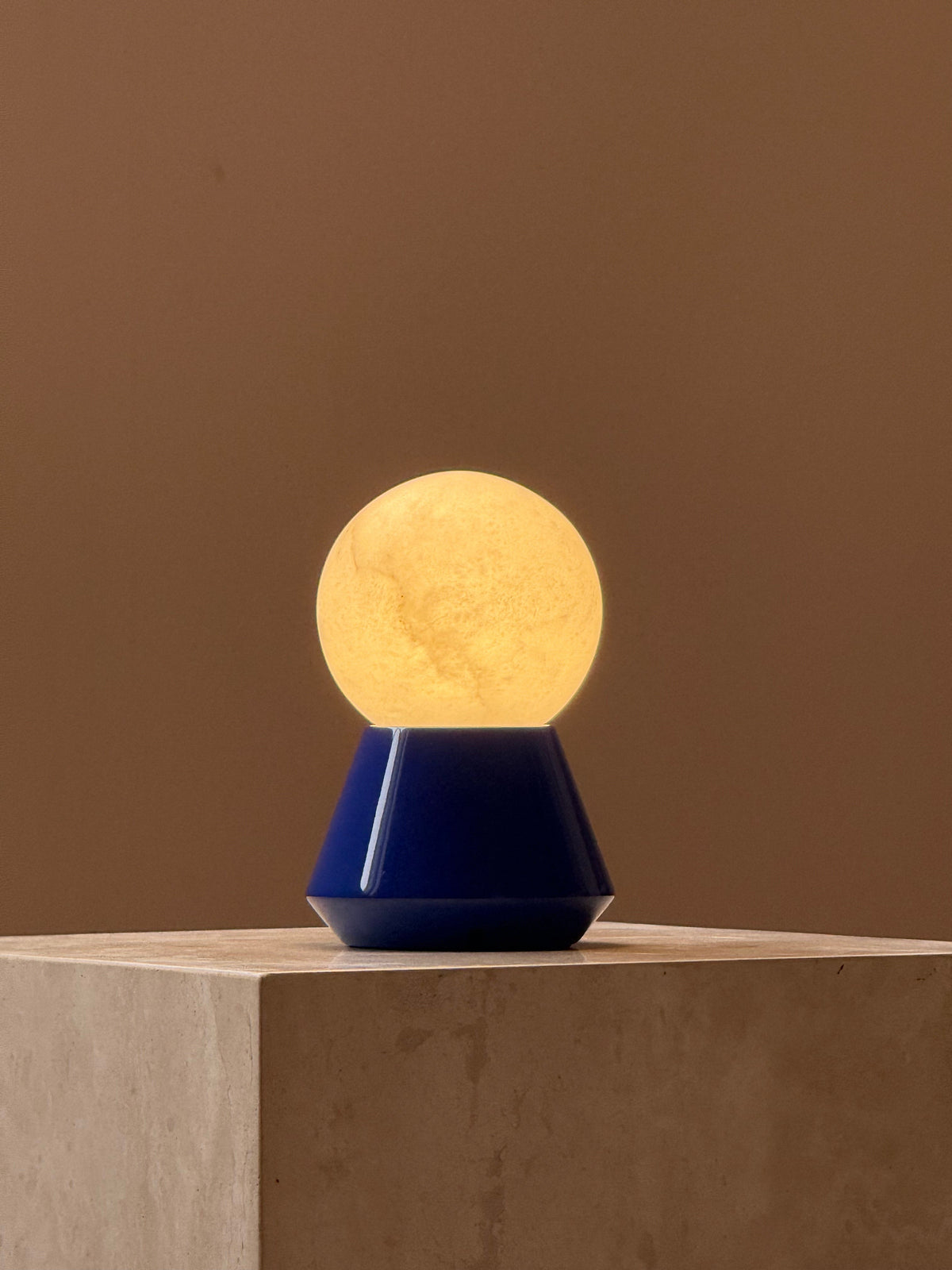 Elaeia Tischlampe