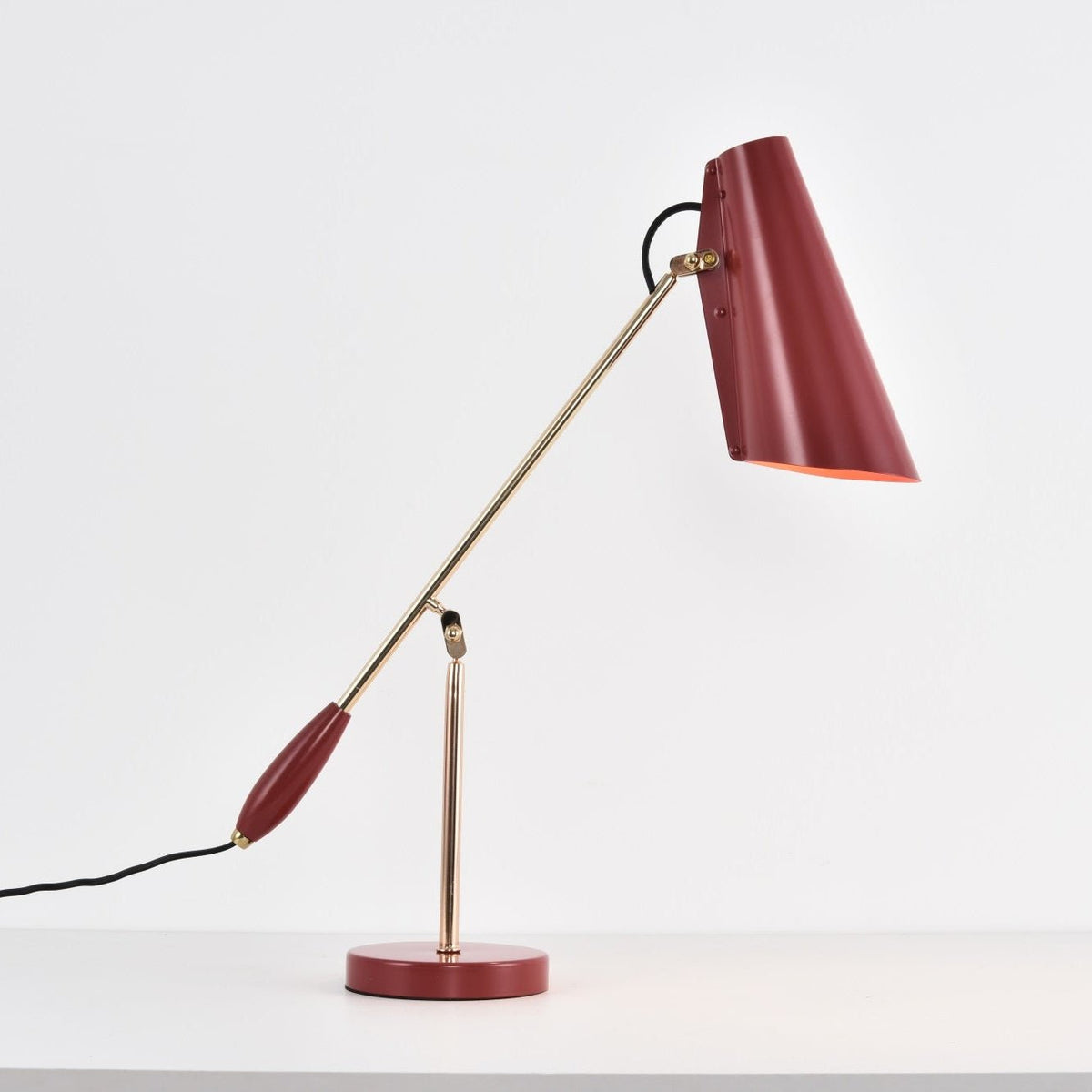 Orbix Steel Mid-Century-Tischlampe