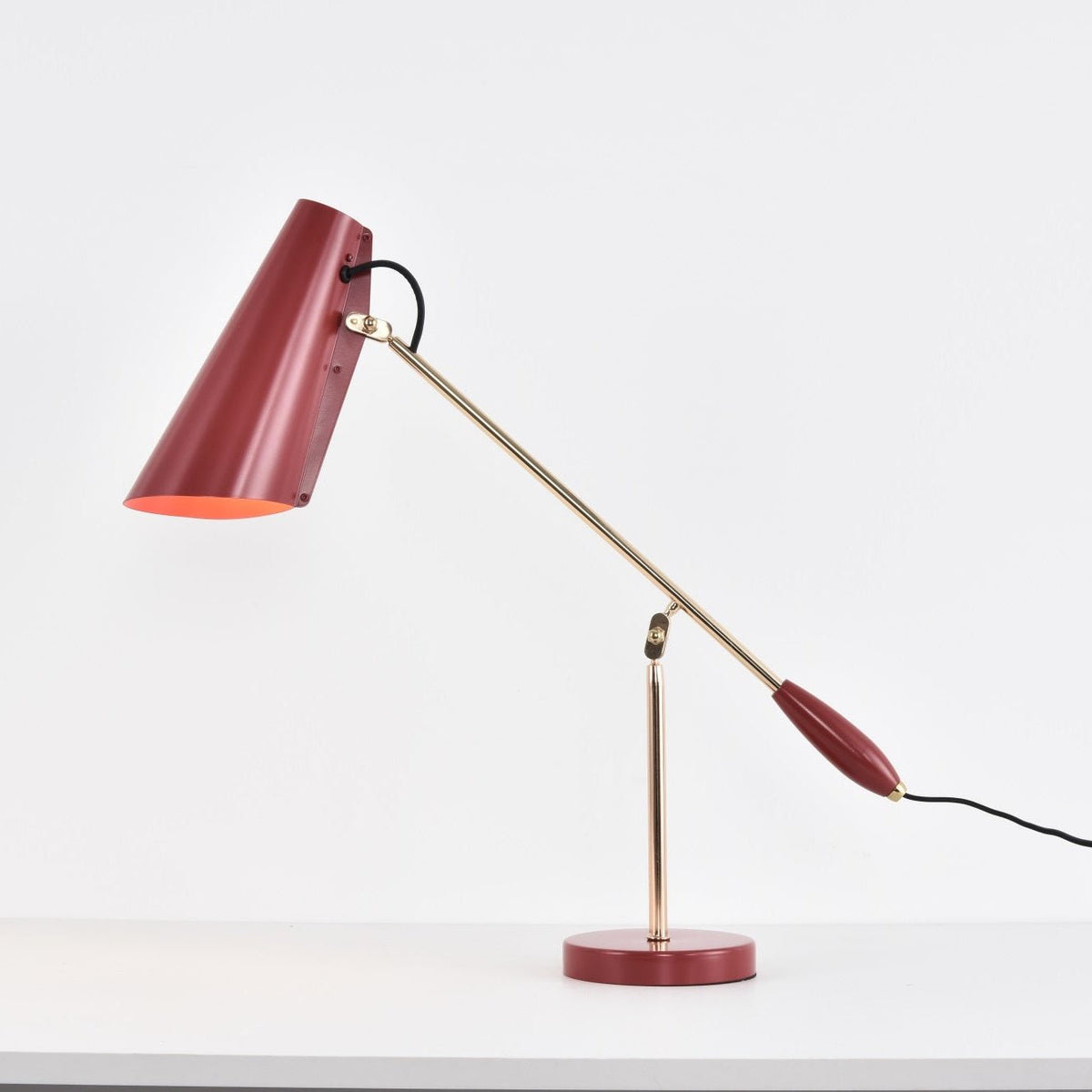 Orbix Steel Mid-Century-Tischlampe