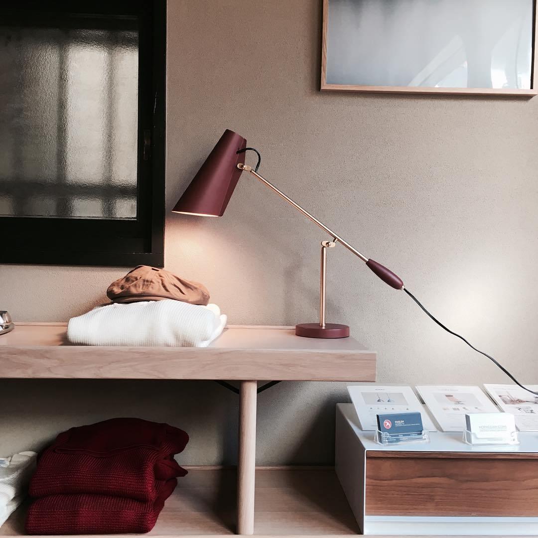 Orbix Steel Mid-Century-Tischlampe
