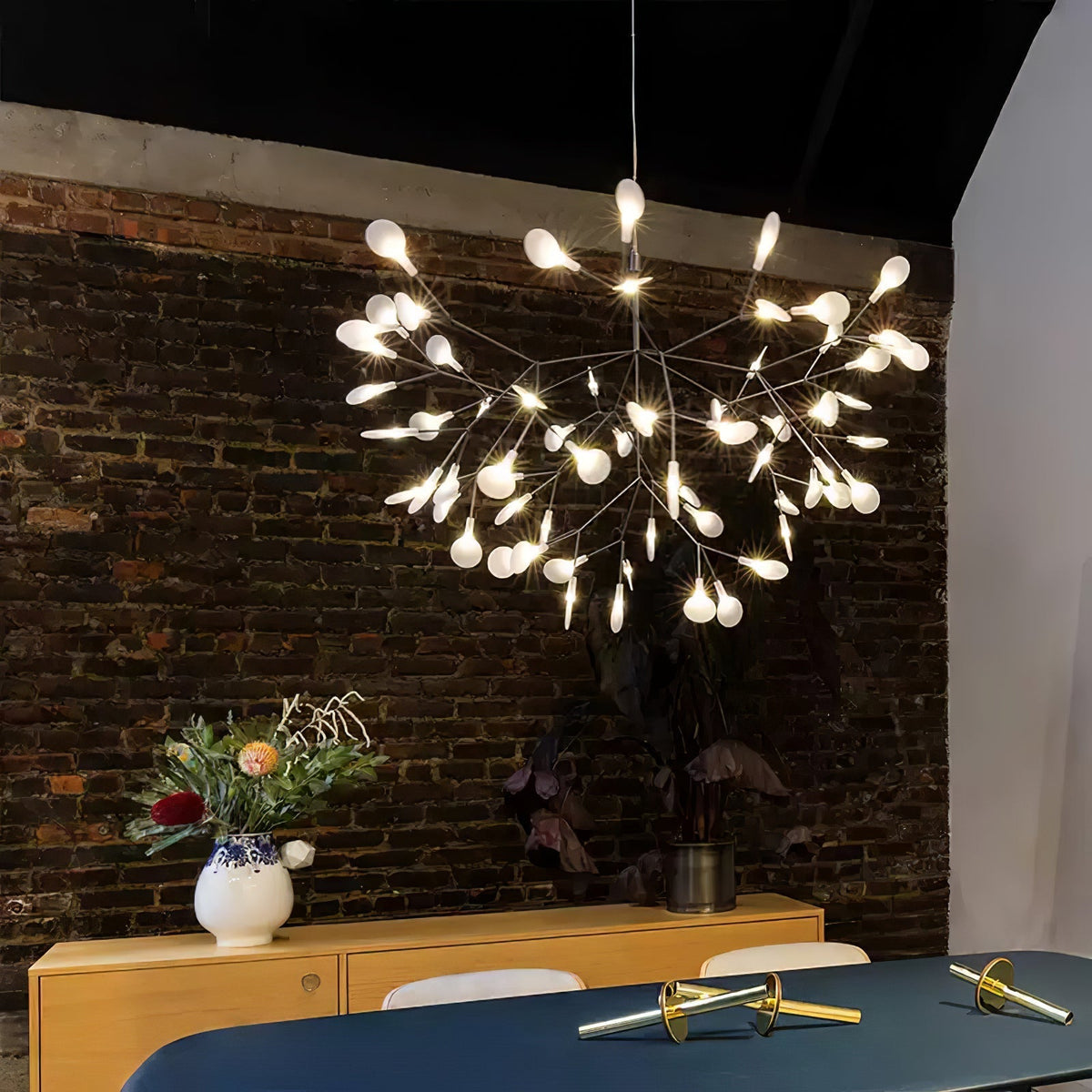 Kronleuchter Schwarze LED-Kronleuchte Firefly