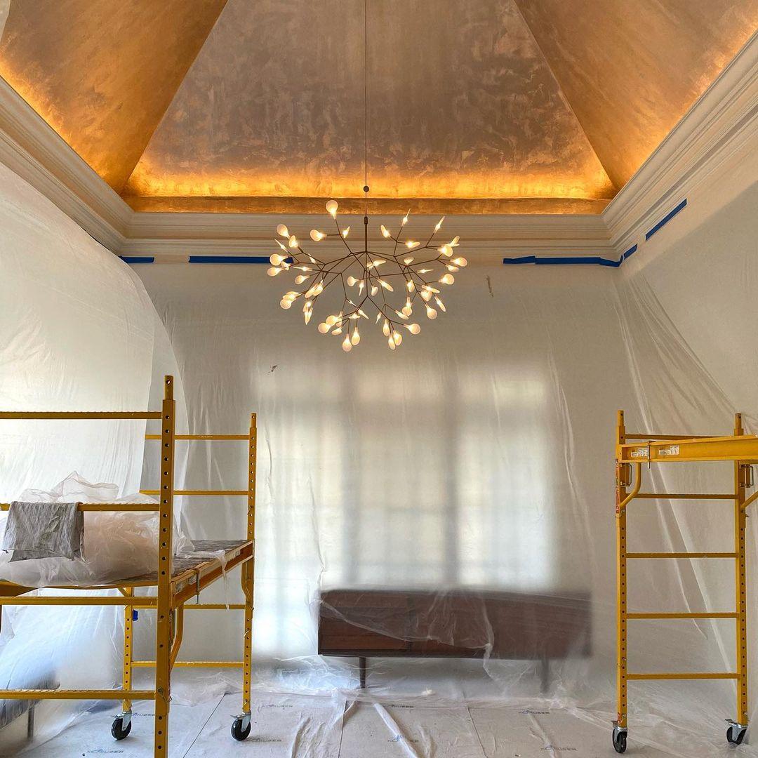 Kronleuchter Schwarze LED-Kronleuchte Firefly