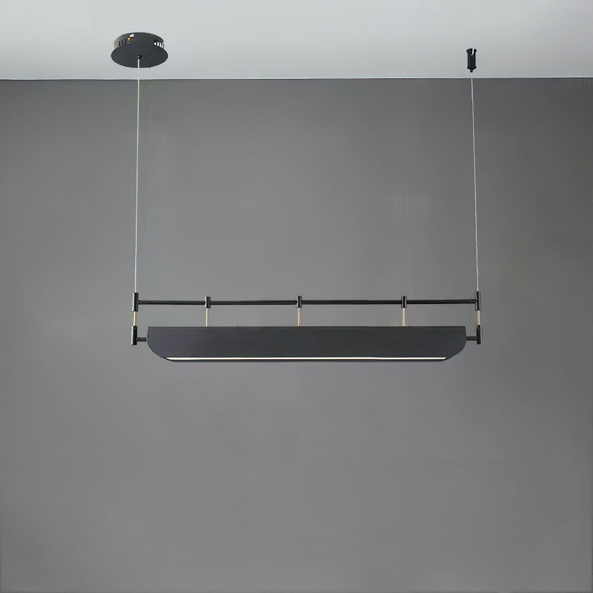 Terianora Kronleuchter Schwarz Dach LED