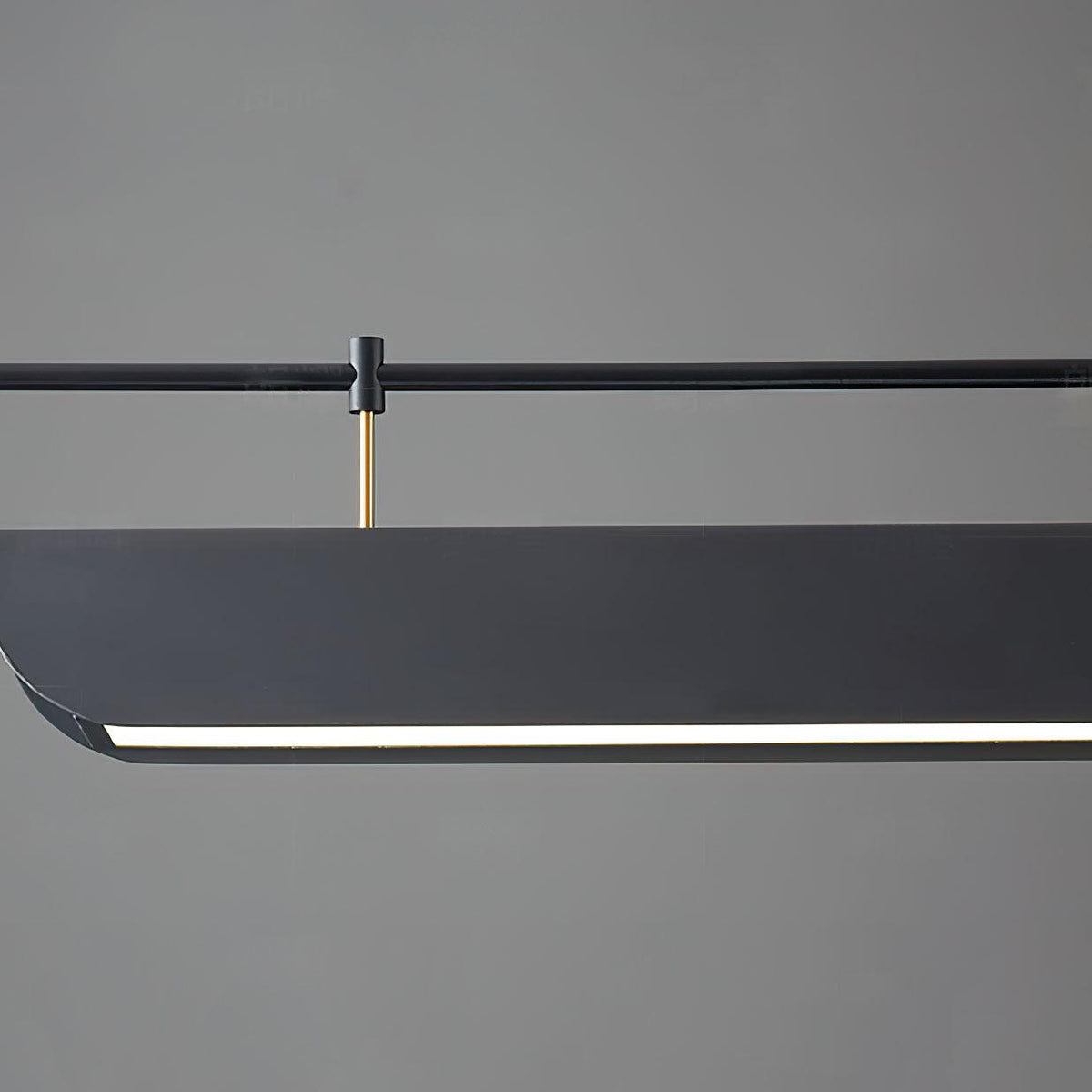 Terianora Kronleuchter Schwarz Dach LED