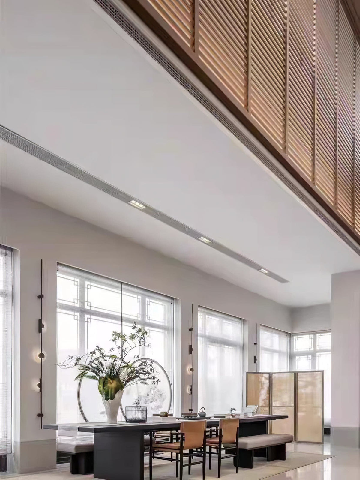 Slender Wandleuchte aus Alabaster im zeitgenössischen minimalistischen Stil