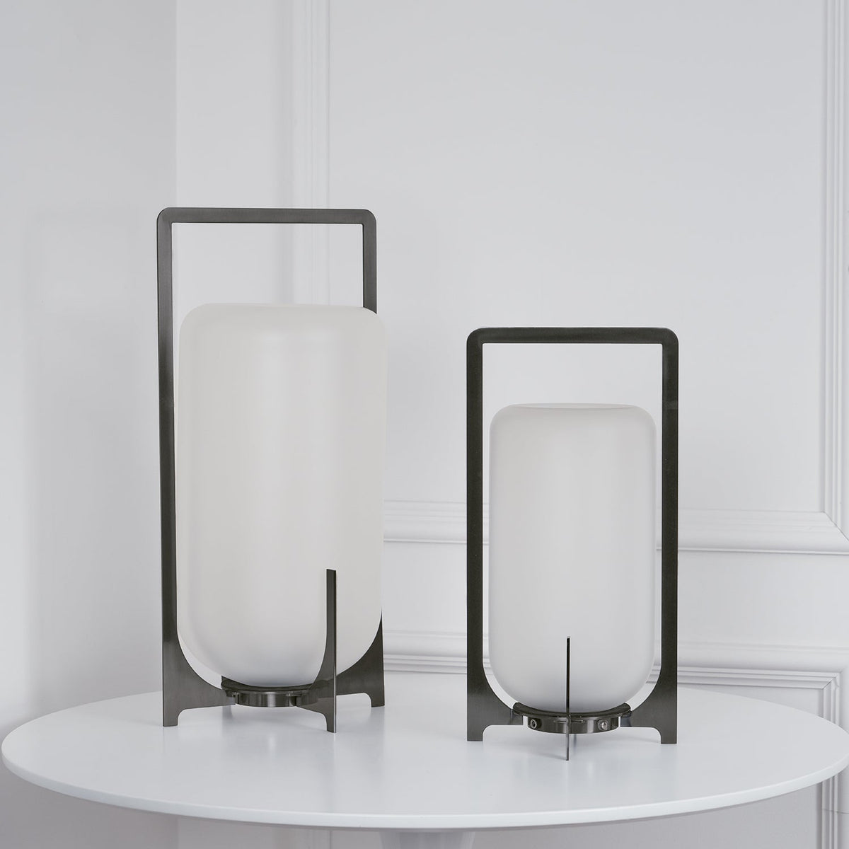 Orinenelle Edelstahl-Kunststoff-Minimalistische Tischleuchte